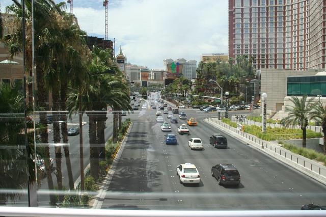 21-widok_na_glowna_ulice_w_las_vegas-nevada_-_usa.jpg