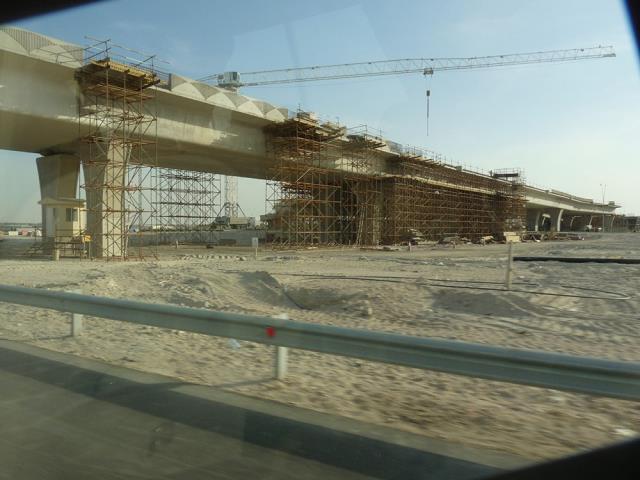 48-w_ciaglej_rozbudowe_metro_w_dubaju.jpg