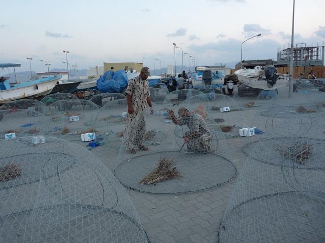 84-sieci_rybackie_-oman.jpg