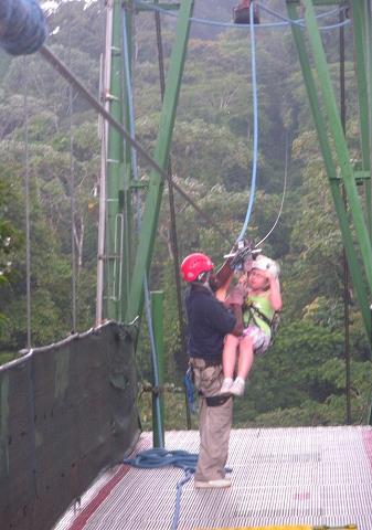 16-julia_na_ziplines.jpg