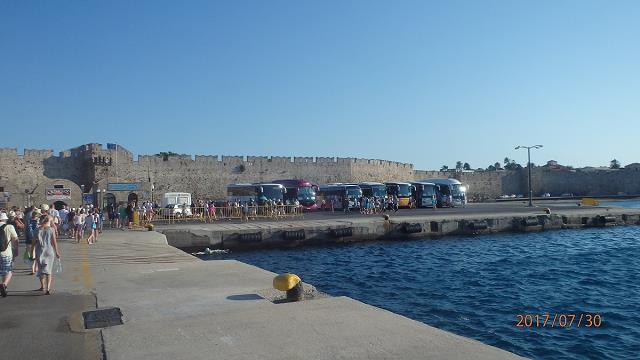 15-stare_mury_przy_porcie_mandraki_-_na_wyspie_rodos-grecja.jpg