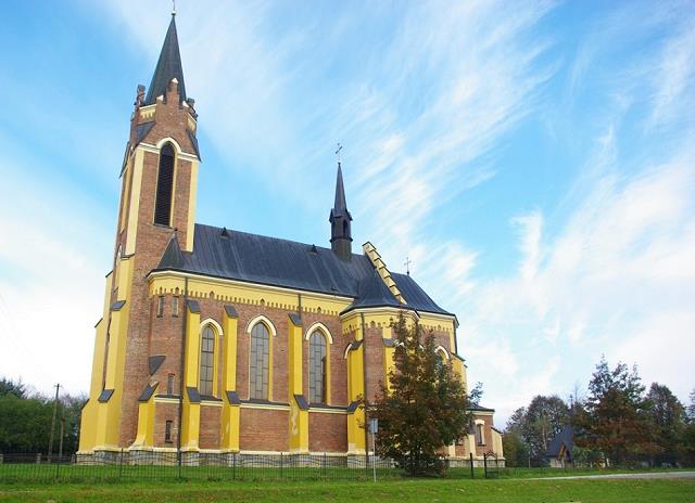 03-kosciol_w_lutowiskach.jpg