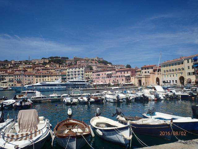 43-fragment_miasta_portoferraio_nad_zatoka.jpg