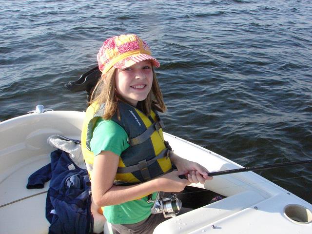 21-karolina_wedkuje-fluke-_4_lipiec_2010.jpg
