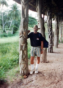 02-Mariusz w swoim kapeluszu w Australi